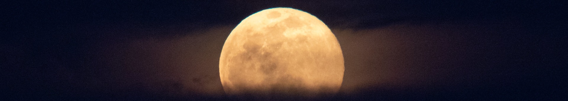 Augusztusi égi jelenségek – hulló-csillagok, bolygók, együttállások és fedések – és egy hónapban két telihold