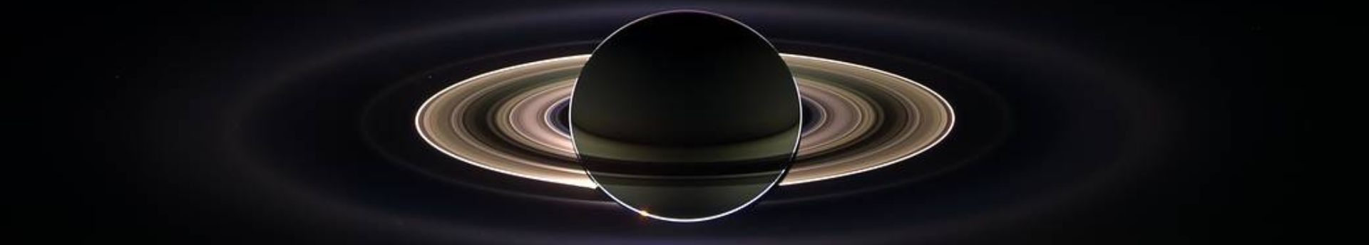 Dupla csillagfedéssel és a Szaturnusz és a Hold együttállásával búcsúzik az augusztus végi telihold