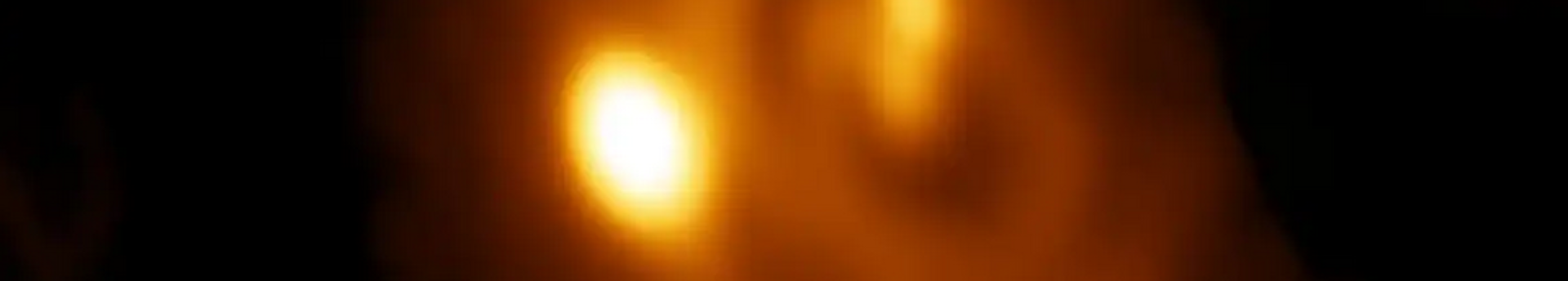 Egymásba kapaszkodó fiatal csillagokat talált az ALMA rádiótávcső-hálózat