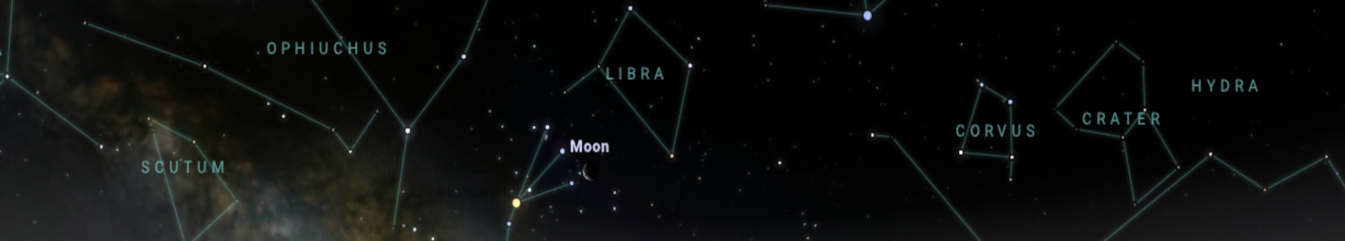 Légyott a legyezőben: a Hold vékony sarlója együtt áll a Skorpió csillagkép fényes csillagaival. A desszert csillagfedés lesz.