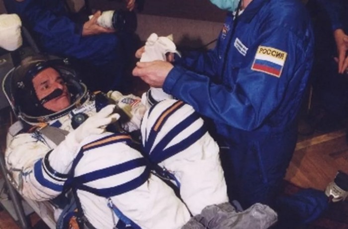 20 éve érte el a világűrt az első turista