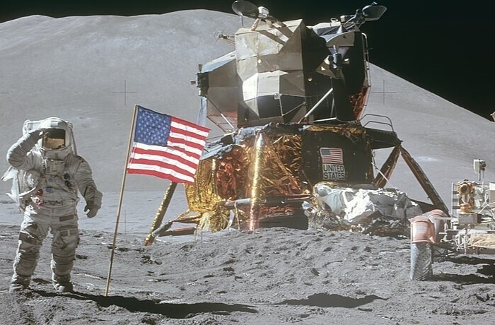 Apollo–15 kutatásai egy magyar tervezésű jármű közreműködésével