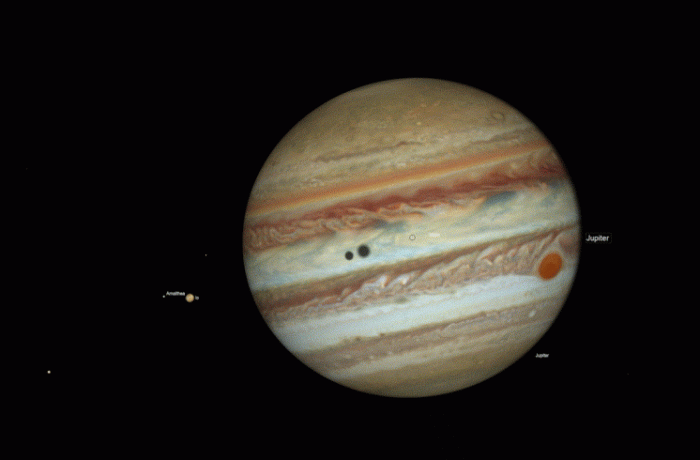 Az Io csodálatos centrális holdfogyatkozása - teljesen eltűnik az égboltról a jupiterhold!