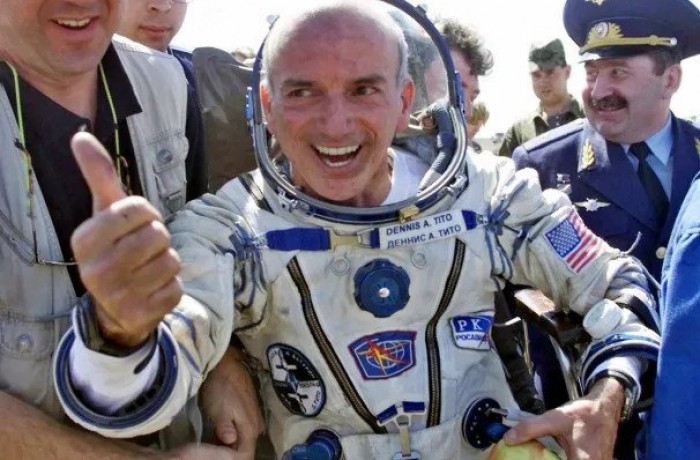 Az űrturizmus rózsaujjú hajnala a szemünk láttára bontakozik ki!