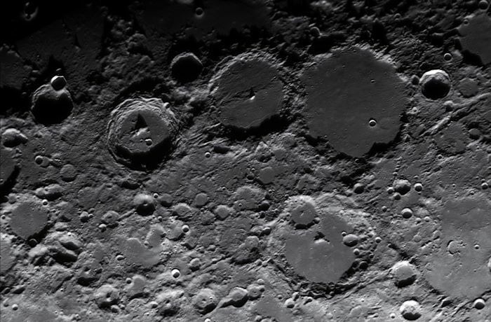 Ki korán kel, aranyat lel: hajnali Hold, Castor–Pollux páros és csillagfedés 