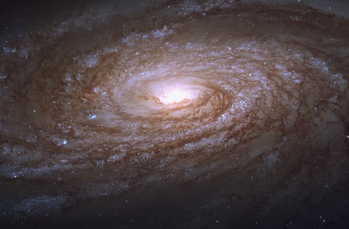 Messier 88 – spirálgalaxis a Virgo-halmazban