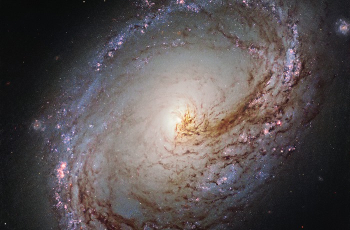 Messier 96 – spirálgalaxis az Oroszlánban