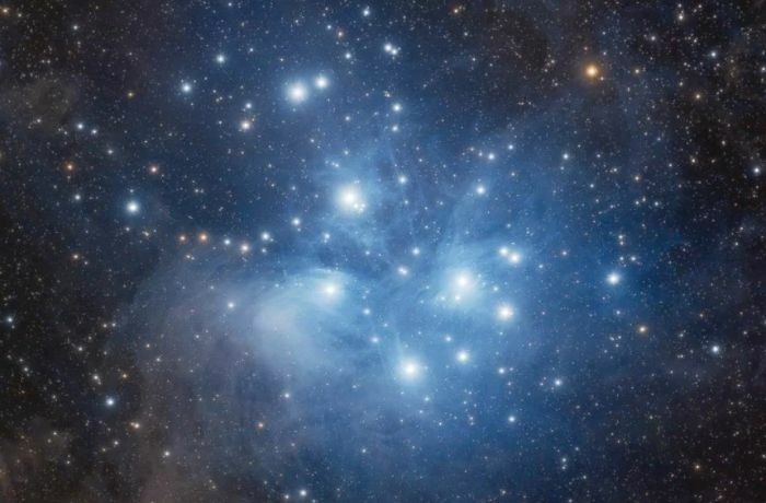 A Fiastyúk fia és lánya – együttállás két bolygóval