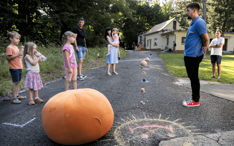 plüss_naprendszer_1